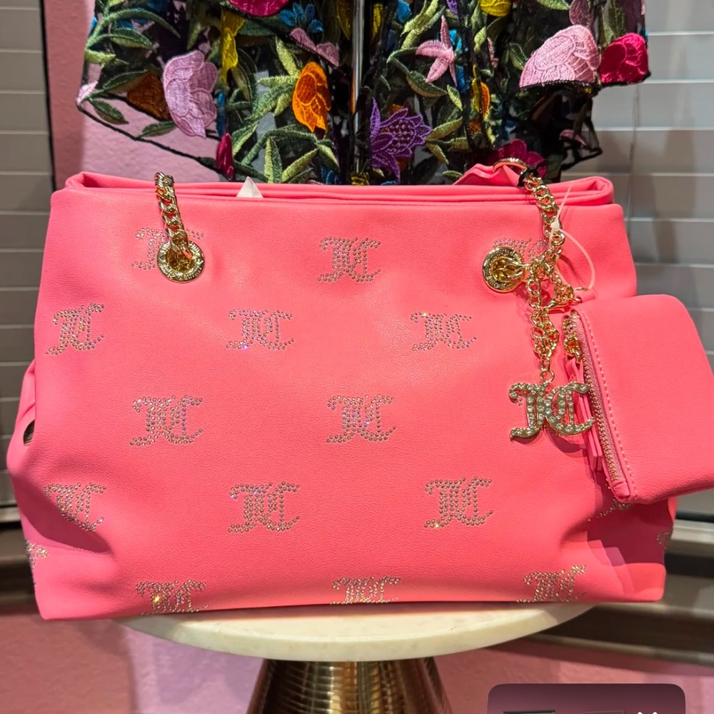 Juicy Couture Bright Pink Shoulder Bag - Picture 1 of 1